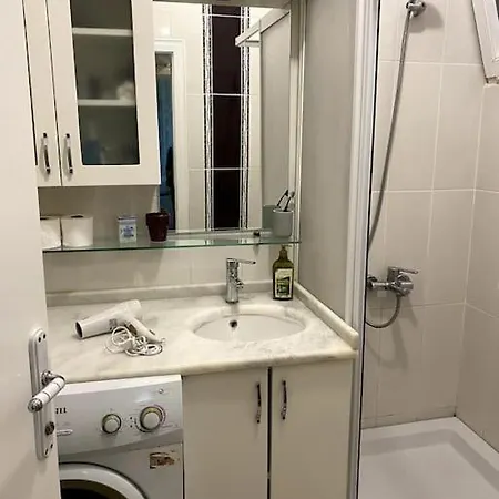 Apartment Merkezde 3+1 Full Daire *