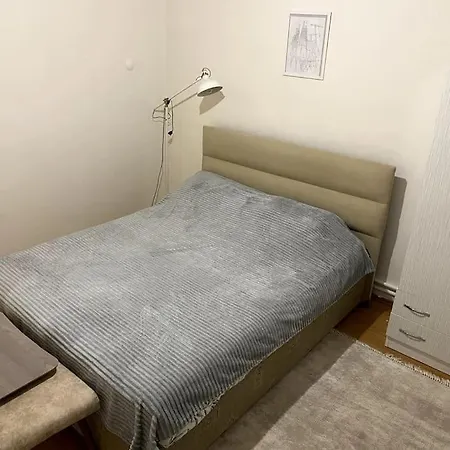 Merkezde 3+1 Full Daire Apartment *