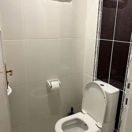 Merkezde 3+1 Full Daire Apartment *